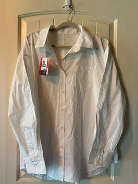 DSG White Button-Down Collared Shirt NWT 100% COTTON